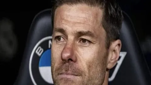 “中超半程战罢：上海两队展示超强实力”